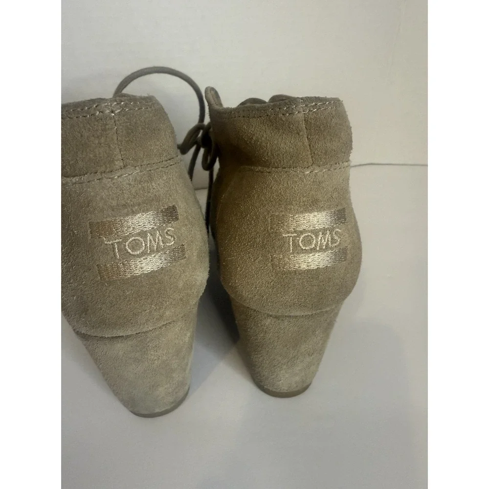 Toms taupe suede